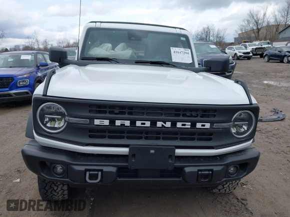 2022 Ford Bronco with VIN 1FMDE5BH2NLB90209, listed as a IAAI auction lot 41847294 with 17,721 mi miles and . Bid and sale history available at DreamBid. Image 12.