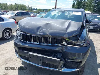 2024 Jeep Grand Cherokee Limited with VIN 1C4RJKBG4R8605017, listed as a IAAI auction lot 42660428 with 24,391 mi miles and . Bid and sale history available at DreamBid. Image 6.