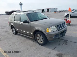 2003 Ford Explorer z VIN 1FMDU85W13ZA46157, wystawiony jako IAAI lot #42509502 z przebiegiem 188 457 mil mil oraz . Historia ofert i sprzedaży dostępna na DreamBid. Obrazek 1.