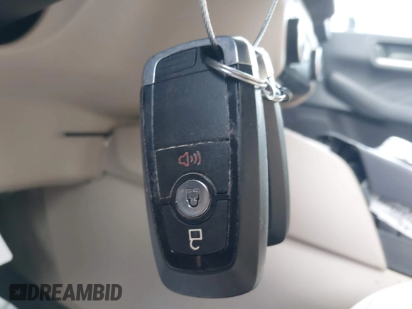 2022 Ford Escape SE Hybrid with VIN 1FMCU9BZ9NUA39229, listed as a IAAI auction lot 42447009 with 39,657 mi miles and . Bid and sale history available at DreamBid. Image 11.