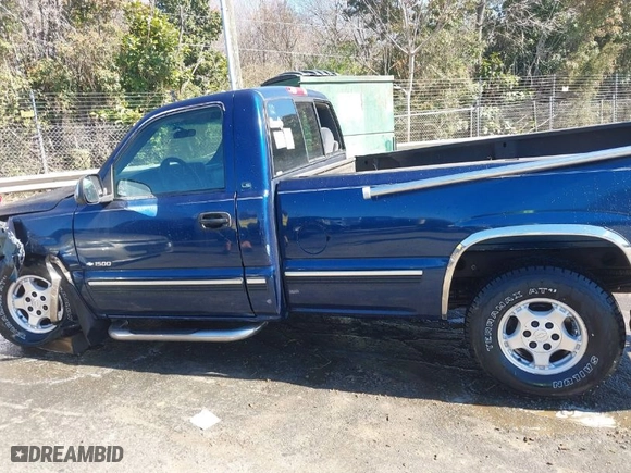 2000 Chevrolet Silverado 1500 LS with VIN 1GCEK14T8YE256265, listed as a IAAI auction lot 41826268 with 419,780 mi miles. Bid and sale history available at carsss.com. Image 14.