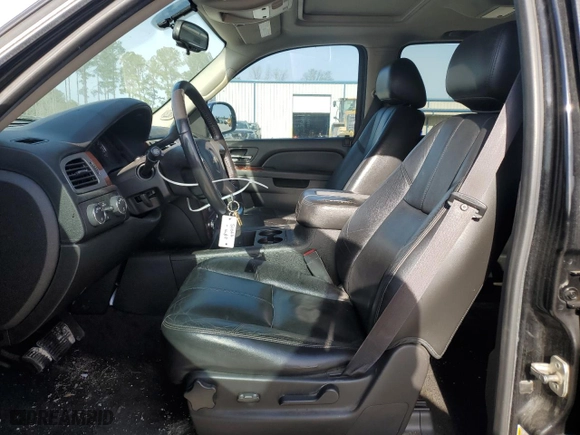 2012 Chevrolet Suburban LT with VIN 1GNSKJE74CR216133, listed as a Copart auction lot 47187385 with 199,922 mi miles and Salvage Title. Bid and sale history available at carsss.com. Image 7.