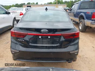 2021 Kia Forte LXS z VIN 3KPF24AD7ME355726, wystawiony jako IAAI lot #42286878 z przebiegiem 106 297 mil mil oraz . Historia ofert i sprzedaży dostępna na DreamBid. Obrazek 15.