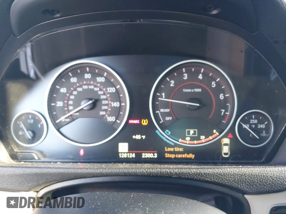 2016 BMW 4 Series 428i xDrive with VIN WBA4C9C54GG139275, listed as a IAAI auction lot 40828786 with 128,124 mi miles and . Bid and sale history available at carsss.com. Image 7.