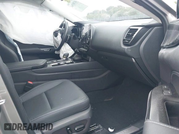 2024 Lexus NX 250 with VIN 2T2ADCAZ2RC014553, listed as a IAAI auction lot 41383564 with 8,403 mi miles and . Bid and sale history available at DreamBid. Image 5.