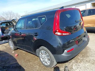 2020 Kia Soul LX with VIN KNDJ23AU9L7724587, listed as a IAAI auction lot 41817193 with 51,023 mi miles. Bid and sale history available at carsss.com. Image 3.