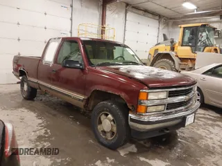 1997 Chevrolet Silverado 1500 with VIN 2GCEK19R4V1200110, listed as a IAAI auction lot 41984163 with 178,885 mi miles and . Bid and sale history available at DreamBid. Image 1.
