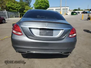 2017 Mercedes-Benz C 300 z VIN WDDWF4JB2HR248909, wystawiony jako Copart lot #58816205 z przebiegiem 117 423 mil mil oraz Szkoda całkowita • Salvage title. Historia ofert i sprzedaży dostępna na DreamBid. Obrazek 6.