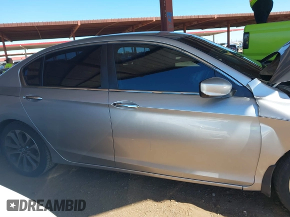 2014 Honda Accord Sedan Sport with VIN 1HGCR2F52EA002871, listed as a IAAI auction lot 41885109 with 105,277 mi miles. Bid and sale history available at carsss.com. Image 13.