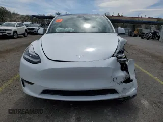 2021 Tesla Model Y Long Range with VIN 5YJYGDEE8MF271938, listed as a Copart auction lot 50961485 with 46,173 mi miles and Salvage Title. Bid and sale history available at DreamBid. Image 5.