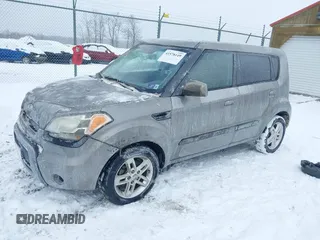 2010 Kia Soul + with VIN KNDJT2A23A7042047, listed as a IAAI auction lot 41578149 with 39,485 mi miles. Bid and sale history available at carsss.com. Image 17.