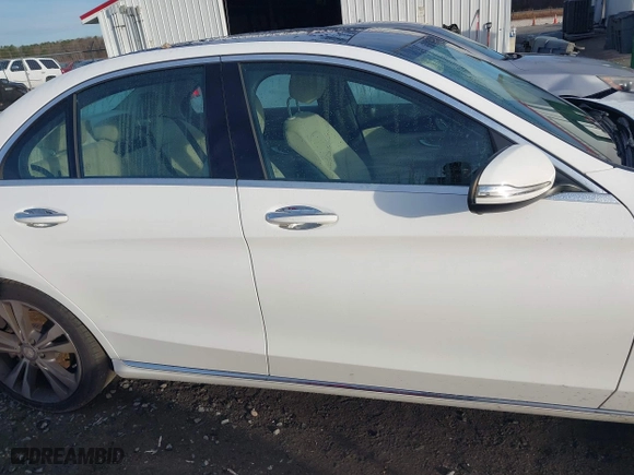 2015 Mercedes-Benz C-Class C 300 with VIN 55SWF4JB0FU056996, listed as a IAAI auction lot 41162582 with 149,333 mi miles. Bid and sale history available at carsss.com. Image 14.