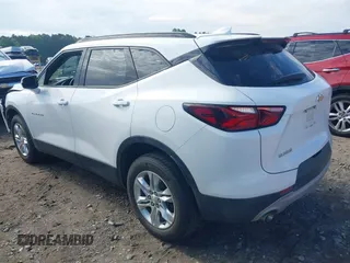 2021 Chevrolet Blazer LT с VIN 3GNKBDRS2MS510306, выставлен на аукционе IAAI как лот 42267830 с пробегом 96 745 миль миль и . История ставок и продаж доступна на DreamBid. Изображение 3.