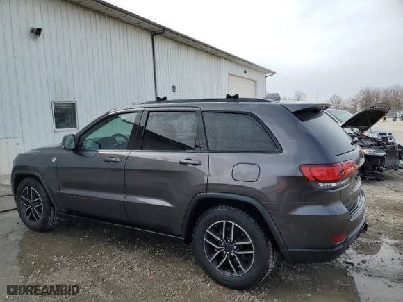 2019 Jeep Grand Cherokee Trailhawk with VIN 1C4RJFLT1KC596167, listed as a Copart auction lot 44551725 with 161,187 mi miles and Clean Title. Bid and sale history available at carsss.com. Image 2.