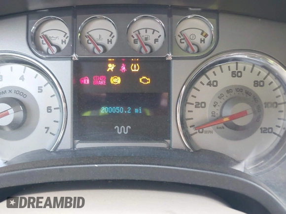 2009 Ford F-150 XL с VIN 1FTPW14VX9KB90058, выставлен на аукционе IAAI как лот 42608936 с пробегом 200 050 миль миль и . История ставок и продаж доступна на DreamBid. Изображение 7.