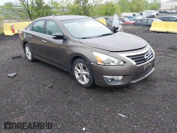 2013 Nissan Altima SV with VIN 1N4AL3APXDC155884, listed as a IAAI auction lot 42181452 with 106,846 mi miles and . Bid and sale history available at carsss.com. Image 6.