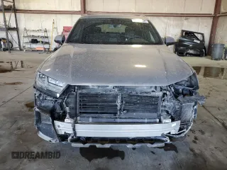 2018 Audi Q7 Premium Plus z VIN WA1LAAF78JD015418, wystawiony jako Copart lot #52317205 z przebiegiem 97 675 mil mil oraz Szkoda całkowita • Salvage title. Historia ofert i sprzedaży dostępna na DreamBid. Obrazek 5.