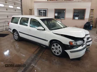 2001 Volvo V70 с VIN YV1SW53D011006843, выставлен на аукционе IAAI как лот 41582749 с пробегом 243 272 миль миль и . История ставок и продаж доступна на DreamBid. Изображение 1.