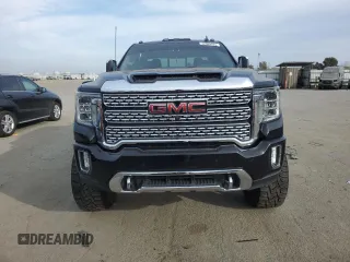 2020 GMC Sierra 3500HD Denali z VIN 1GT49WEY8LF341558, wystawiony jako Copart lot #42609425 z przebiegiem 70 658 mil mil oraz Szkoda całkowita • Salvage title. Historia ofert i sprzedaży dostępna na DreamBid. Obrazek 5.