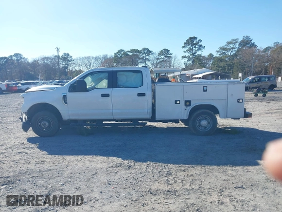 2020 Ford Super Duty F-250 SRW XL with VIN 1FD7W2B6XLED71678, listed as a IAAI auction lot 41480769 with 120,102 mi miles. Bid and sale history available at carsss.com. Image 14.