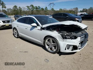 2018 Audi A5 Sportback Prestige with VIN WAUFNCF58JA041775, listed as a Copart auction lot 43404344 with 28,768 mi miles. Bid and sale history available at carsss.com. Image 4.