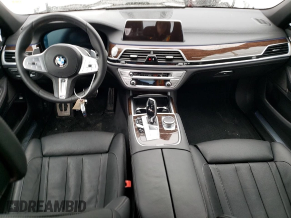 2020 BMW 7 Series 740i with VIN WBA7T2C09LGL18091, listed as a Copart auction lot 41369533 with 5,932 mi miles. Bid and sale history available at carsss.com. Image 8.