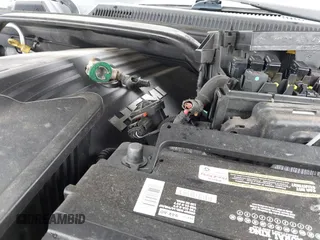 2008 Jeep Commander Limited z VIN 1J8HG58218C192517, wystawiony jako IAAI lot #42255166 z przebiegiem Nie podano mil oraz . Historia ofert i sprzedaży dostępna na DreamBid. Obrazek 17.