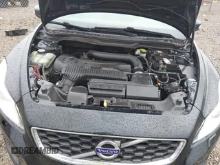 2013 Volvo C30 T5 z VIN YV1672MK8D2305313, wystawiony jako IAAI lot #41715681 z przebiegiem 191 887 mil mil oraz . Historia ofert i sprzedaży dostępna na DreamBid. Obrazek 10.