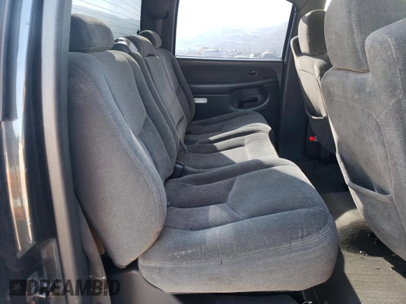 2003 Chevrolet Silverado 1500HD LS with VIN 1GCGK13UX3F176455, listed as a Copart auction lot 53900295 with 93,245 mi miles and Salvage Title. Bid and sale history available at DreamBid. Image 10.