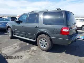 2007 Ford Expedition Limited with VIN 1FMFU19517LA31152, listed as a IAAI auction lot 41886254 with 191,806 mi miles. Bid and sale history available at carsss.com. Image 3.