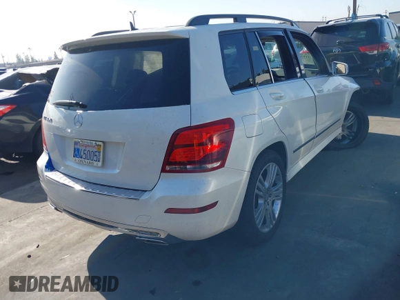 2014 Mercedes-Benz GLK 350 with VIN WDCGG5HB6EG191297, listed as a IAAI auction lot 41976369 with 79,817 mi miles and . Bid and sale history available at carsss.com. Image 4.