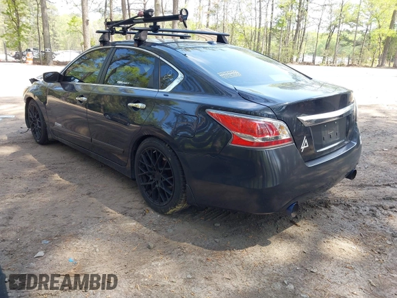 2015 Nissan Altima S with VIN 1N4AL3AP6FN381962, listed as a IAAI auction lot 42031940 with 98,443 mi miles and . Bid and sale history available at DreamBid. Image 3.