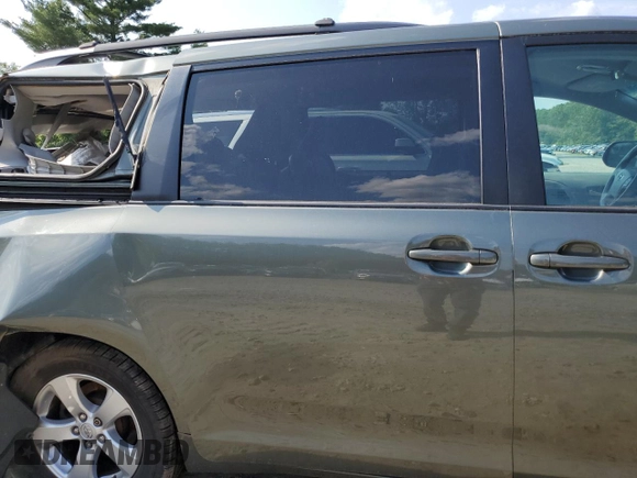 2014 Toyota Sienna LE AAS with VIN 5TDKK3DC9ES424841, listed as a Copart auction lot 59098365 with 168,427 mi miles and Clean title. Bid and sale history available at DreamBid. Image 11.