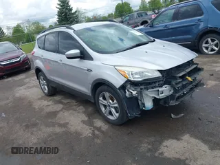 2014 Ford Escape SE с VIN 1FMCU9G94EUB33253, выставлен на аукционе IAAI как лот 42199173 с пробегом 127 599 миль миль и . История ставок и продаж доступна на DreamBid. Изображение 1.