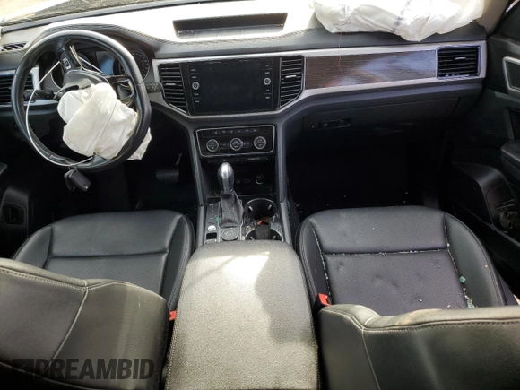 2018 Volkswagen Atlas SEL with VIN 1V2MR2CA6JC525585, listed as a Copart auction lot 83884424 with 114,543 mi miles and Salvage title. Bid and sale history available at DreamBid. Image 8.