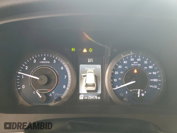 2016 Toyota Sienna XLE with VIN 5TDYK3DCXGS738530, listed as a Copart auction lot 61944505 with 254,176 mi miles and Salvage title. Bid and sale history available at DreamBid. Image 9.