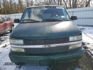 1998 Chevrolet Astro with VIN 1GNEL19WXWB111590, listed as a Copart auction lot 83527884 with 161,137 mi miles and Salvage Title. Bid and sale history available at carsss.com. Image 5.