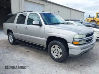 2004 Chevrolet Suburban LS with VIN 3GNEC16Z74G119360, listed as a IAAI auction lot 41837768 with 266,029 mi miles. Bid and sale history available at carsss.com. Image 1.