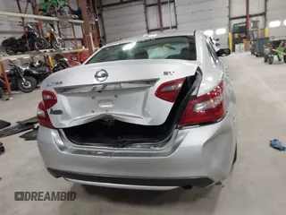 2018 Nissan Altima SR with VIN 1N4AL3AP0JC266584, listed as a IAAI auction lot 41900484 with 136,223 mi miles and . Bid and sale history available at carsss.com. Image 16.