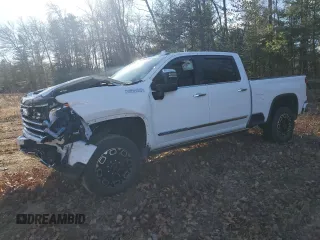 2024 Chevrolet Silverado 3500HD High Country with VIN 2GC4YVEYXR1165898, listed as a Copart auction lot 80017064 with 7,234 mi miles and Salvage Title. Bid and sale history available at carsss.com. Image 1.