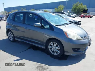 2011 Honda Fit Sport with VIN JHMGE8H52BC006588, listed as a IAAI auction lot 42205351 with 178,981 mi miles and . Bid and sale history available at DreamBid. Image 1.
