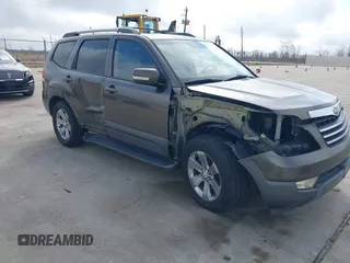 2009 Kia Borrego LX with VIN KNDJJ741995016159, listed as a IAAI auction lot 41498450 with 164,520 mi miles. Bid and sale history available at carsss.com. Image 1.