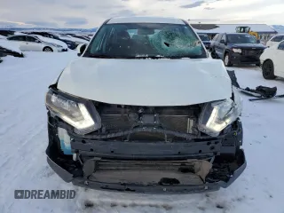 2017 Nissan Rogue SV with VIN KNMAT2MV6HP573601, listed as a Copart auction lot 45117385 with 70,856 mi miles and Salvage Title. Bid and sale history available at carsss.com. Image 5.