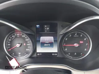2019 Mercedes-Benz GLC 300 z VIN WDC0G4KB0KV154015, wystawiony jako IAAI lot #41049218 z przebiegiem 38 473 mil mil oraz . Historia ofert i sprzedaży dostępna na DreamBid. Obrazek 16.