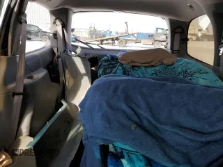 1998 Ford Windstar GL with VIN 2FMDA514XWBA37752, listed as a Copart auction lot 46063335 with 211,145 mi miles and Salvage Title. Bid and sale history available at carsss.com. Image 10.