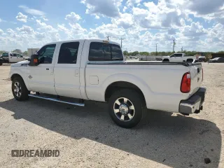 2011 Ford Super Duty F-250 SRW XL with VIN 1FT7W2AT1BEC35384, listed as a Copart auction lot 71122004 with 272,636 mi miles and Salvage Title. Bid and sale history available at carsss.com. Image 2.