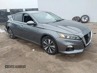 2020 Nissan Altima 2.5 SV with VIN 1N4BL4DV0LN319828, listed as a IAAI auction lot 41612158 with 66,116 mi miles. Bid and sale history available at carsss.com. Image 1.