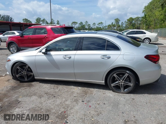 2020 Mercedes-Benz A 220 with VIN W1K3G4EB1LJ234968, listed as a IAAI auction lot 41707977 with 50,171 mi miles and . Bid and sale history available at DreamBid. Image 15.