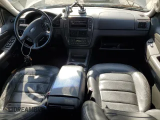 2002 Ford Explorer Limited с VIN 1FMDU75E42ZC50239, выставлен на аукционе Copart как лот 55288345 с пробегом 267 753 миль миль и Чистый • Clean title. История ставок и продаж доступна на DreamBid. Изображение 8.