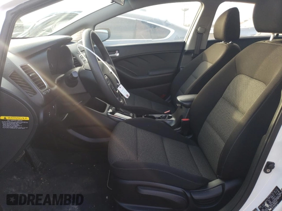 2017 Kia Forte LX with VIN 3KPFK4A72HE086261, listed as a Copart auction lot 51515425 with 27,150 mi miles and Non Repairable. Bid and sale history available at DreamBid. Image 7.